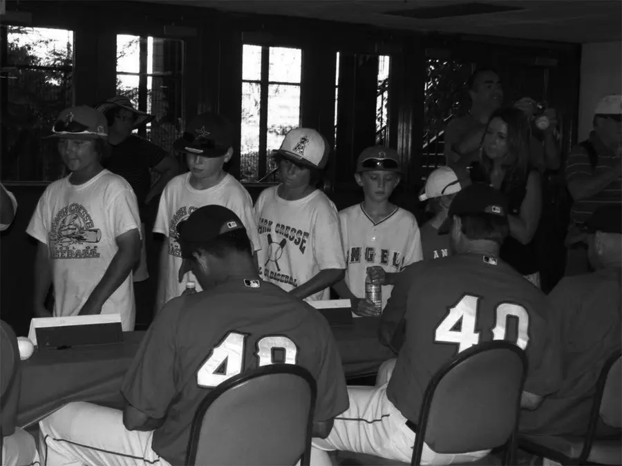 Cresse campers lined up for autographs from major-league players